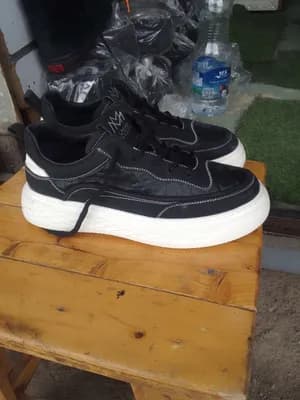 Like New Black Sneakers Size 40