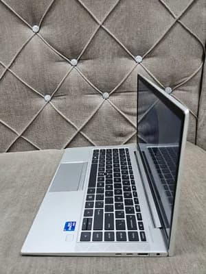 HP ELITEBOOK 840 G8
