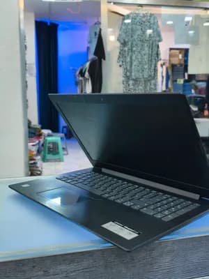 Lenovo ideapad 15.6 1TB 4GB