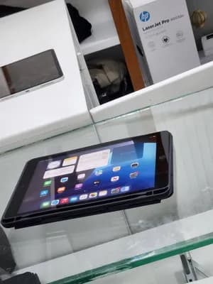 Apple iPad 9th Generation with Cover
