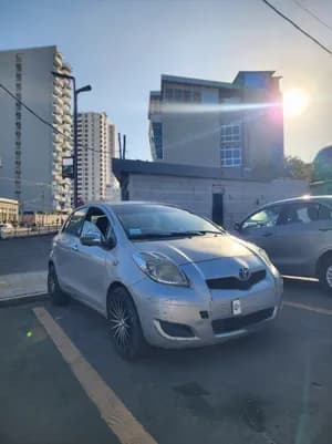 Toyota Yaris Compact 2009