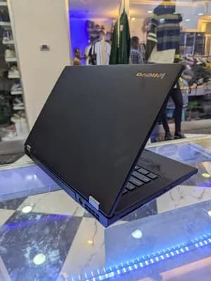 Lenovo thinkpad 4Gb Ram 320GB SSD 14 inch