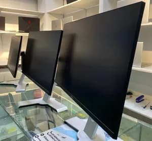 Dell Frameless 24 Inch Monitor