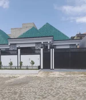 4 Bedroom House for Sale Summit