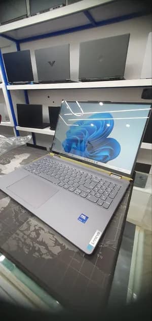 Lenovo Yoga 7 2-in-1 Laptop