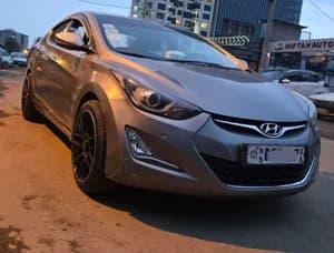 Hyundai Avante 2015