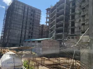 530 ካሬ