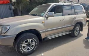 Toyota Land Cruiser 105 2004