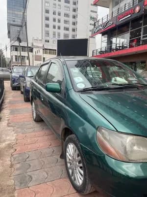 Toyota Platz 2002/08
