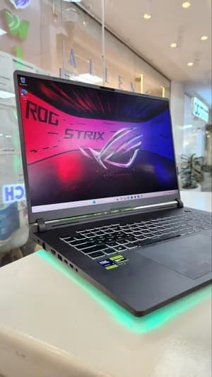 ASUS ROG Strix G18 G815LW Laptop