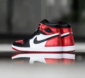 Nike Air Jordan 1 Retro Ruby High