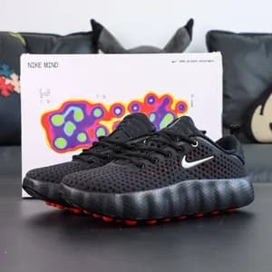 Nike Mind 002 Sneakers