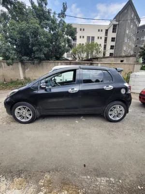 TOYOTA YARIS COMPACT