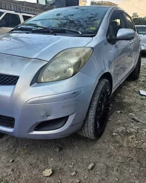 Toyota Yaris Compact 2010