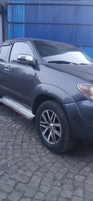 Toyota Hilux 2010 D-4D Pickup