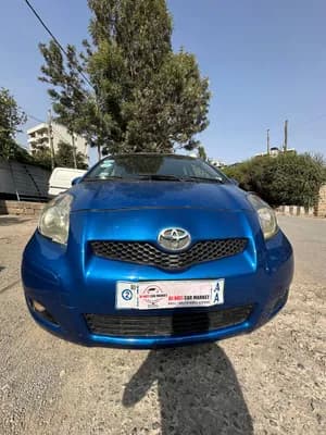 Yaris Compact 2008
