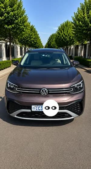 Volkswagen ID.6 Crozz-Pro EV 2022