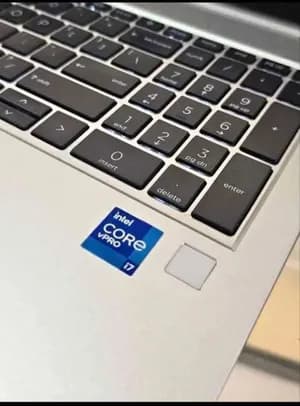 HP EliteBook G8 16GB RAM 512GB SSD