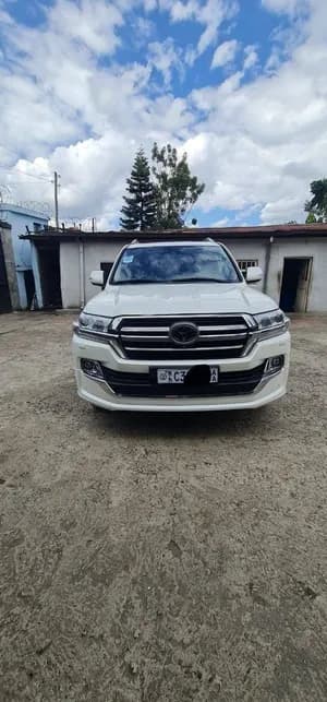 Toyota Land Cruiser V8 GX 2020