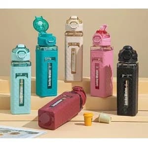 የካዋይ ካሬ የውሃ ጠርሙስ (Square Kawaii Water Bottle)