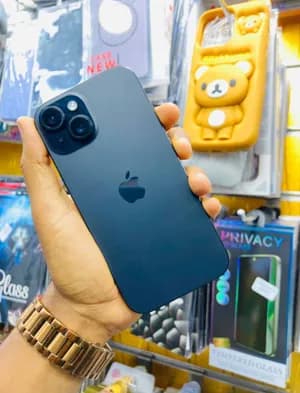 iPhone 15 128GB