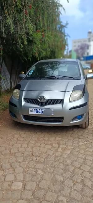 Toyota Yaris Compact 2010 Automatic