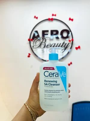 CeraVe – Renewing SA Cleanser