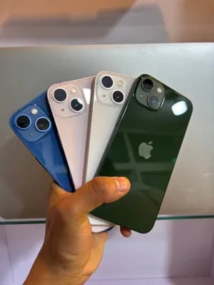 Apple iPhone 13