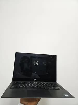 Dell XPS 13 9370 Laptop