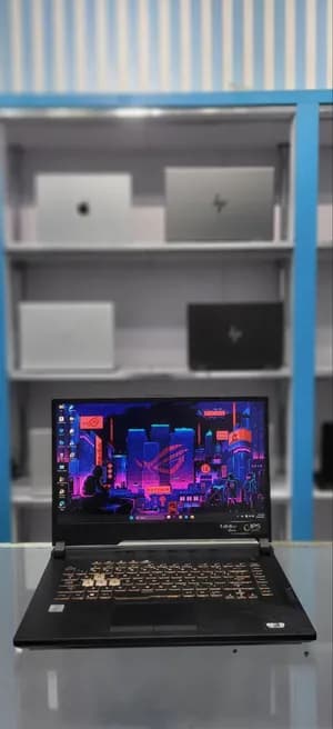 ASUS ROG STRIX Gaming Laptop i7 RTX 2060