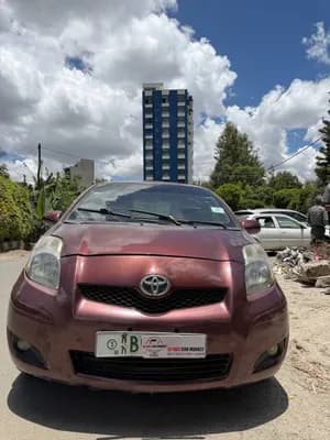 Toyota Yaris Compact 2010
