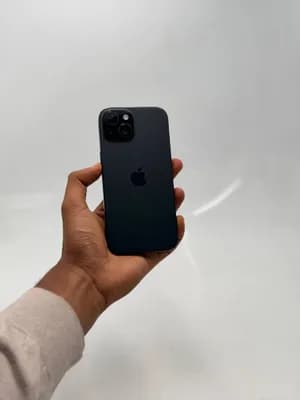 iPhone 15 128GB