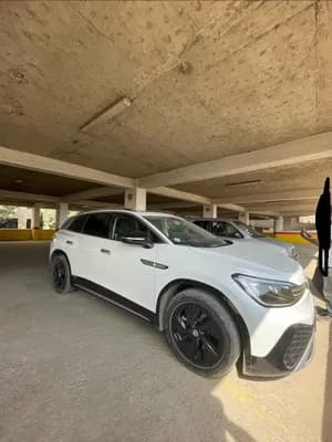 Volkswagen ID.6 Crozz Pro 2024