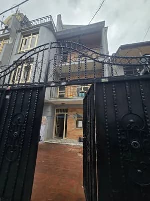 G+2 House with Terrace at Summit
