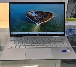 HP Pavilion x360 Core i7 2025