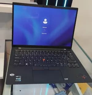 Lenovo ThinkPad X1 Carbon Gen 10