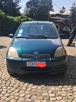 Toyota Vitz Yaris 2002