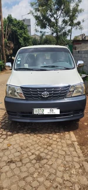 Toyota Hiace D4D 2008 Half van