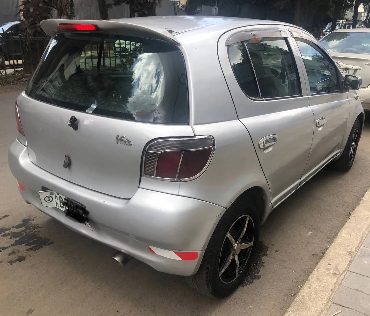 Listing photo 2