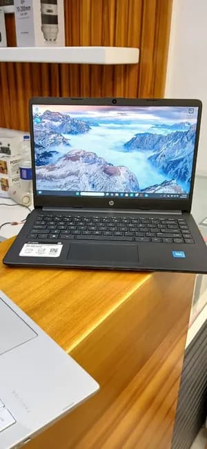 HP Notebook Intel 4GB RAM 128GB SSD 14.1 inch
