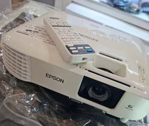 EPSON Projector CB-X49