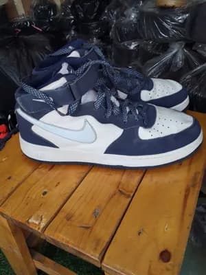Nike Air High-Top Sneakers Size 44