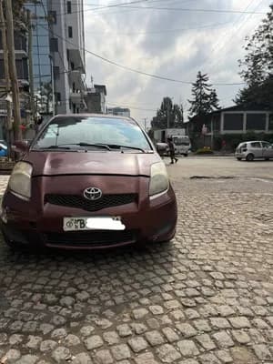Toyota Yaris Compact 2010