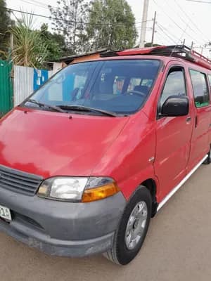 Toyota Hiace D4D Dolphin 2004