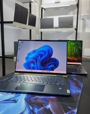 Lenovo Yoga Ultra 7 2-in-1 Laptop