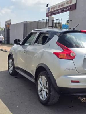 Nissan Juke 2017 Crossover SUV