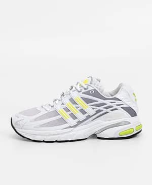 ADIDAS ADISTAR