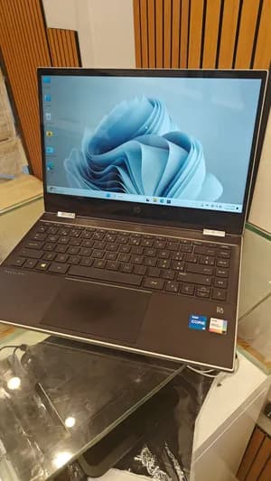 HP Pavilion x360 Touchscreen Core i5