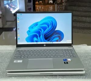 HP Notebook 15 i5 16GB 1TB