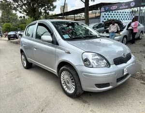 Toyota Vitz 2004